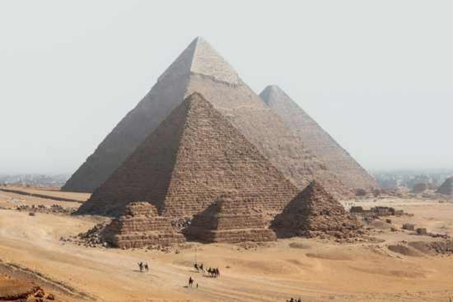 Giza Pyramids and Valley Temple Tour